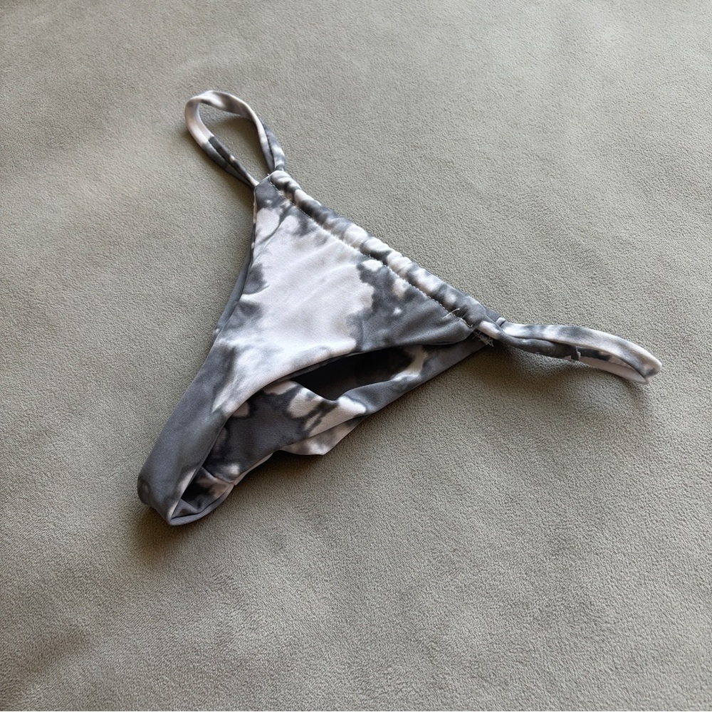 Gray Tie-Dye G-String Swimwear - Picture 6 of 7